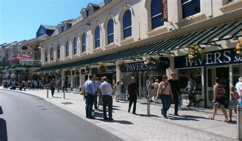torquay shopping outlet.
